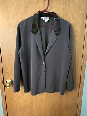 Lighthouse Point Vintage 80’s Dark Gray Blazer Velvet Collar LTWT  SZ Large EUC